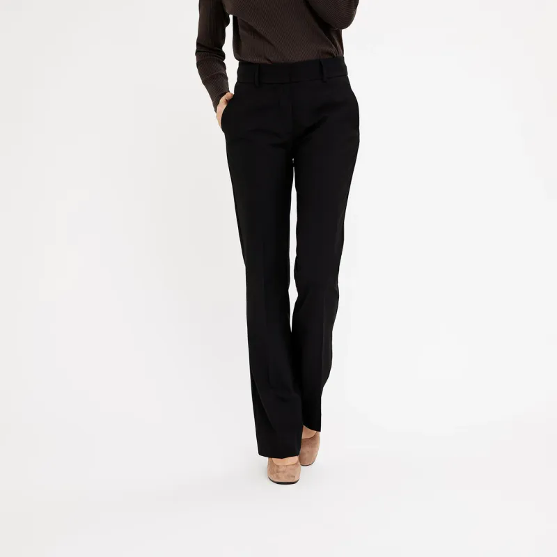 Clara 285 Black
